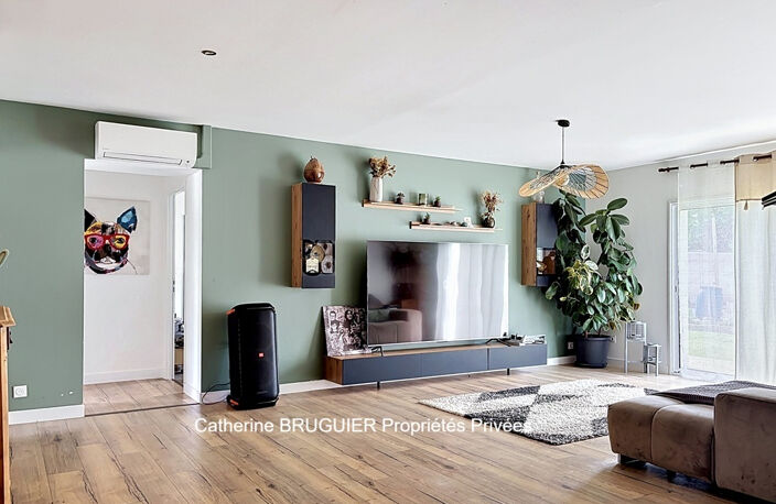 Maison de plain pied 148 m2-  4 chambres -  garage-  jardin- centre village — photo 2
