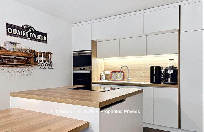 Maison de plain pied 148 m2-  4 chambres -  garage-  jardin- centre village — photo 3