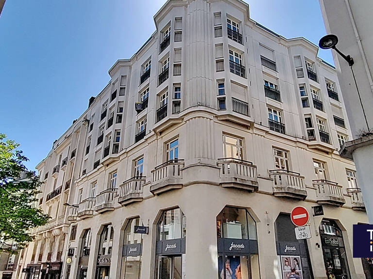 Rue Franklin : T1 bis de charme au dernier étage avec ascenseur — photo 1
