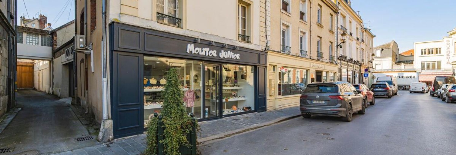 Commerce  135 m² à louer à Épernay (51200)
