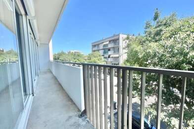 Appartement 3 pièces 845 €