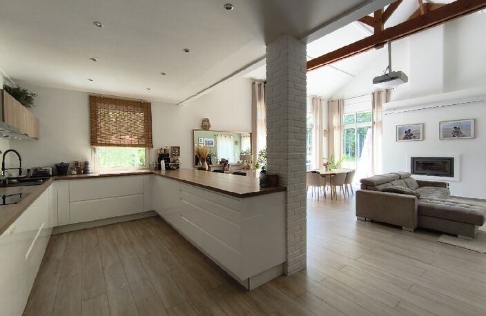 Vente maison 7 pièces 203 m² Nesles-la-Vallée (95690) — photo 3