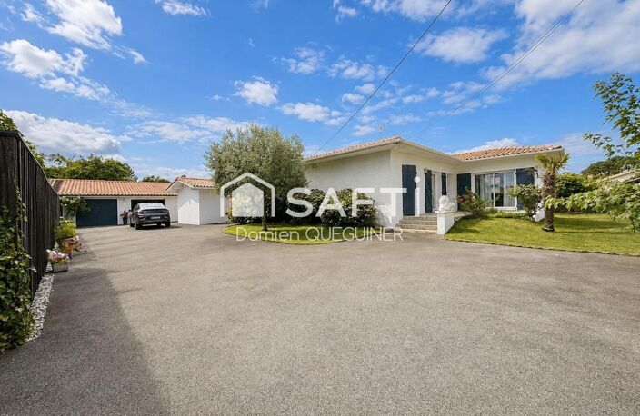 Spacieuse maison familiale, piscine, studio, 3 garages — photo 2