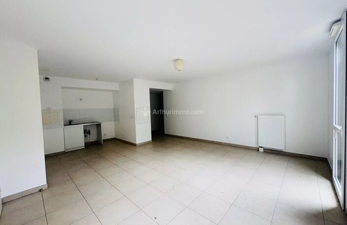 Appartement 4 pièces en rez-de-chaussée avec terrasse et jardin — photo 4