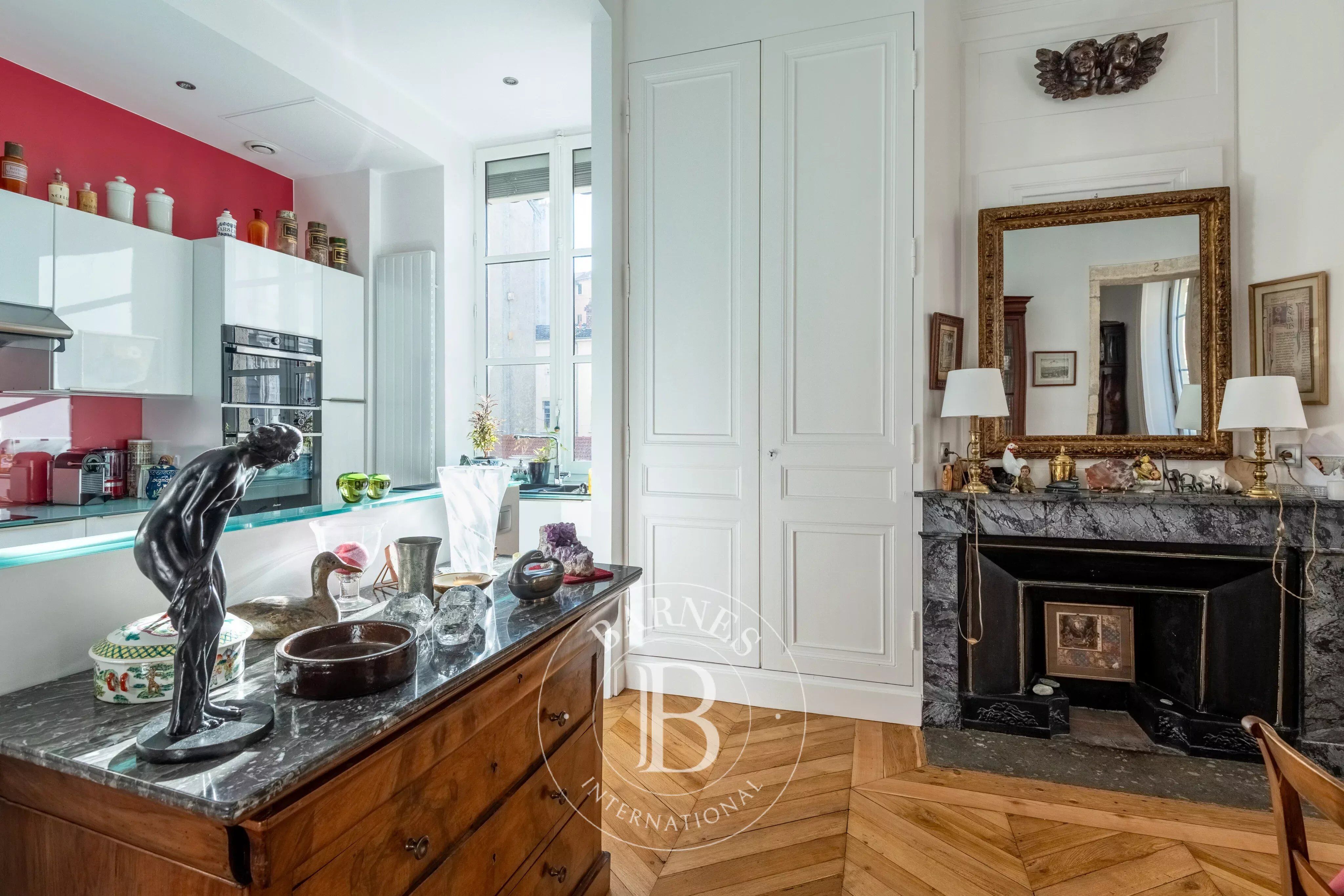 Appartement L T6