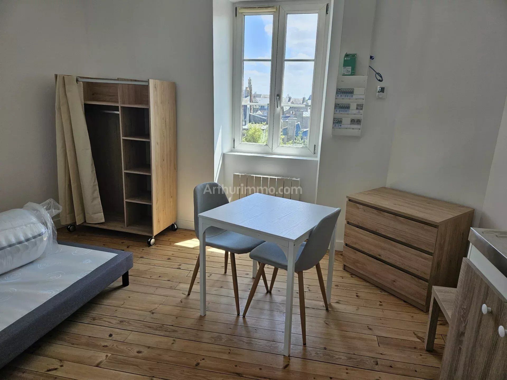 Appartement 1 pièce 16 m² · à Dinan · 16 m² · 555 €