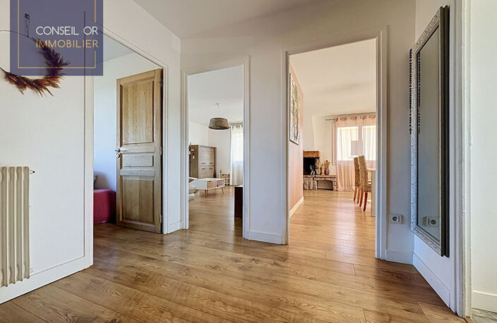 Maison 8 pièces 192 m2 — photo 2