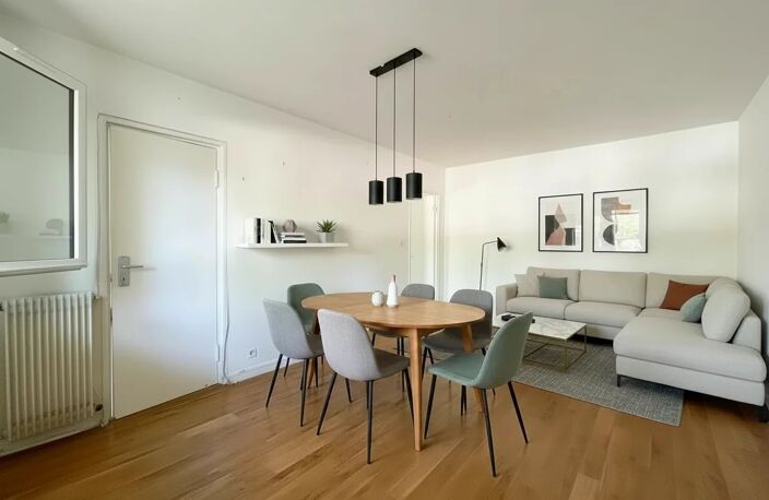 GRAND STUDIO DANS UN BEL ENVIRONNEMENT - PARKING — photo 4