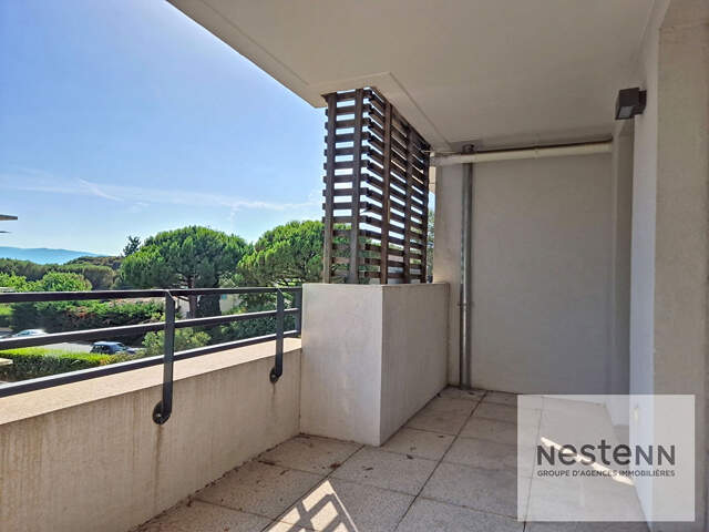 Fréjus, Appartement T2,, terrasse, parking , ascenseur — photo du bien