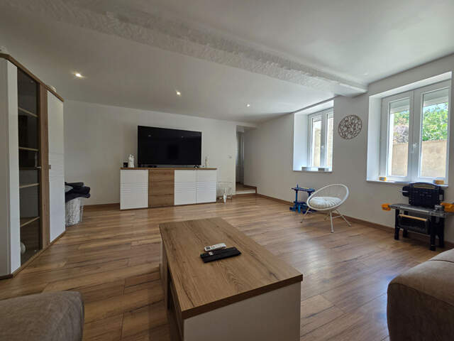 Maison Mornac 6 pièce(s) 180 m2 — photo du bien