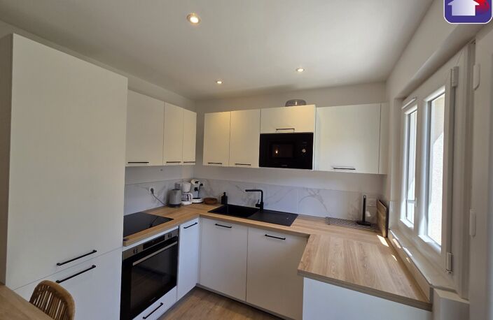 Vente appartement 4 pièces 85 m² Ax-les-Thermes (09110) — photo 4