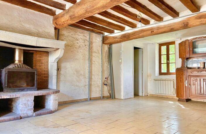 Maison de caractère en pierre avec fort potentiel — photo 3