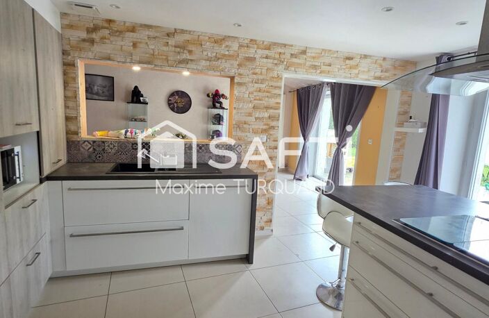 Pavillon 131m², 3 chambres, 2132m² de terrain + dépendances. — photo 3
