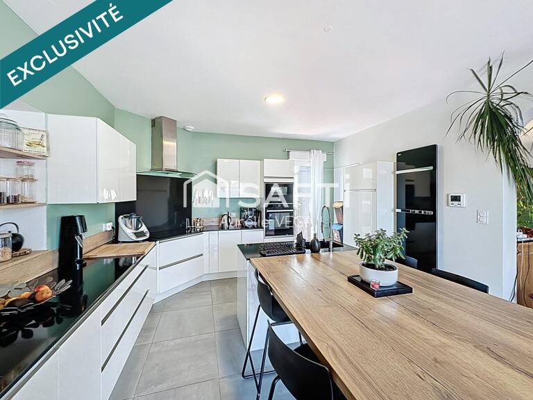 Maison familiale avec piscine, studio indépendant et suite parentale — photo 1