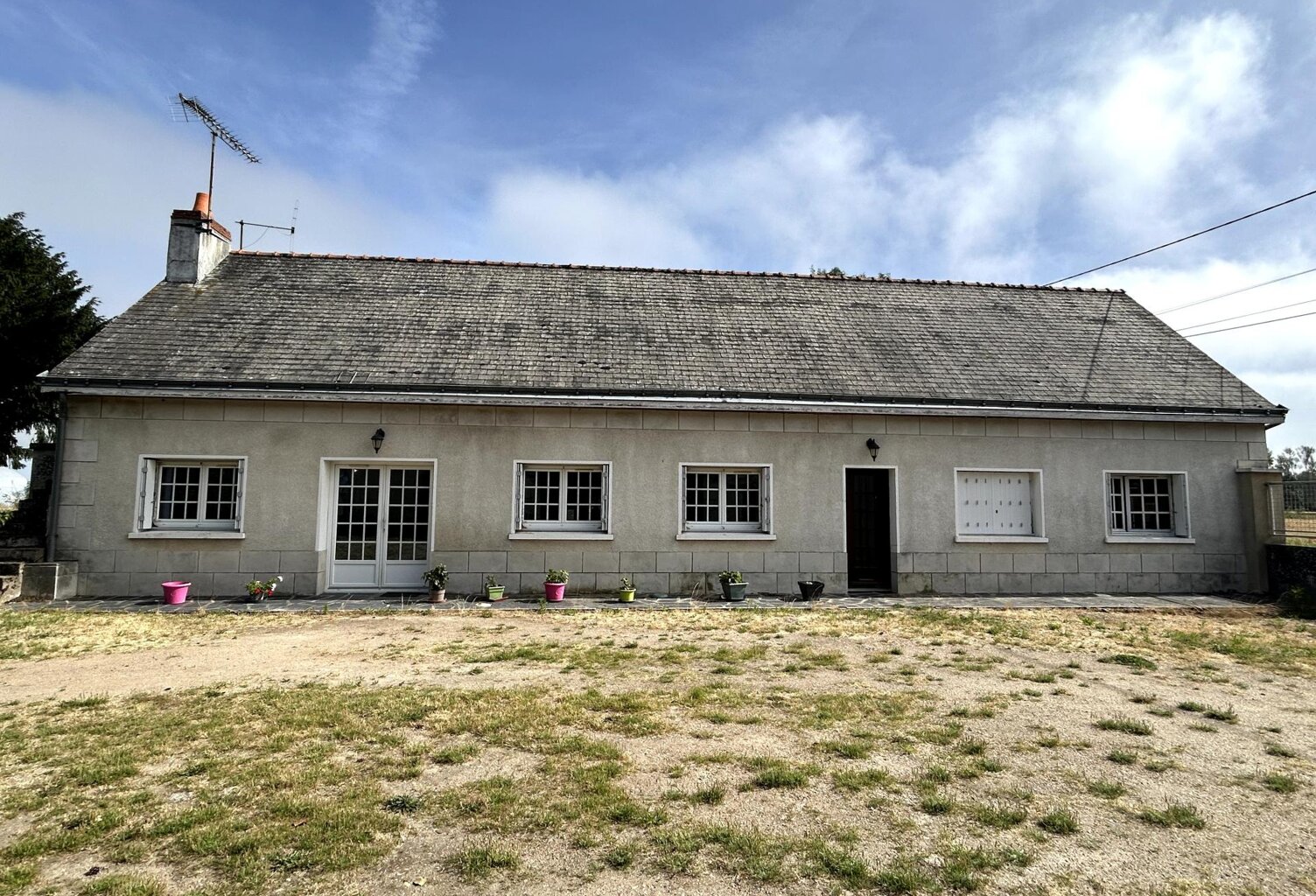 MAISON - CHOUZÉ SUR LOIRE — photo 1