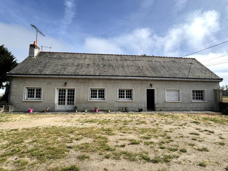 MAISON - CHOUZÉ SUR LOIRE — photo 1