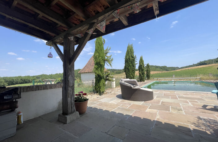 Maison Restaurée avec Goût, Gîte Indépendant, Piscine et Vue — photo 4