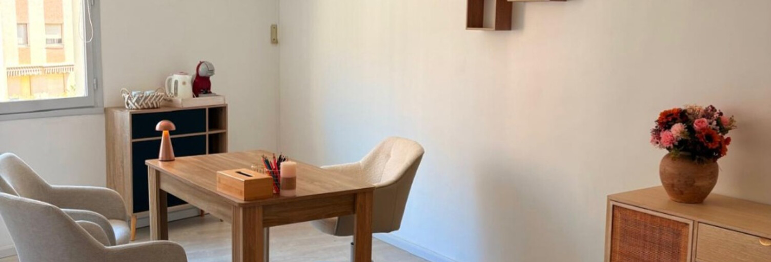Commerce  28 m² à louer à Cagnes-sur-Mer (06800)