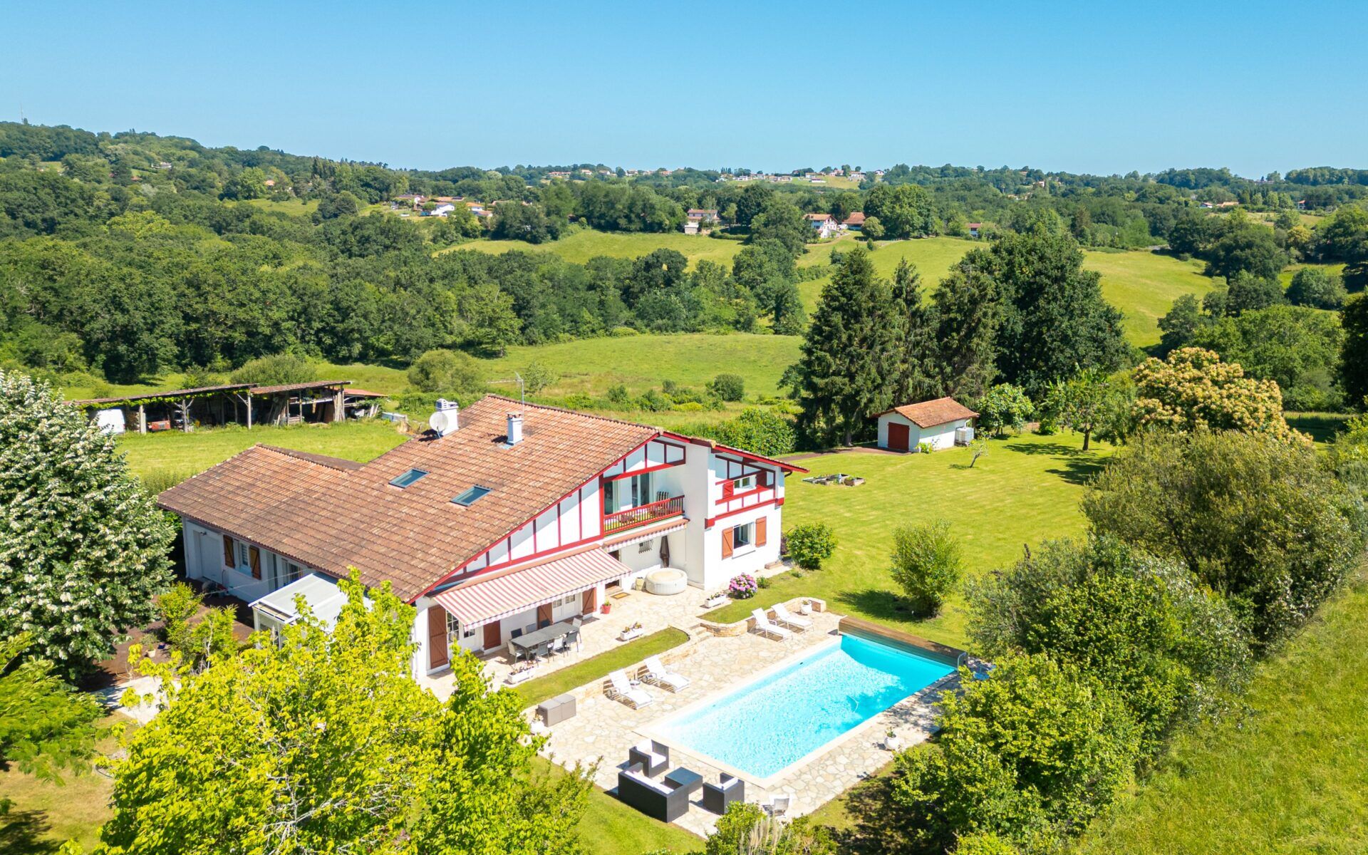 Villa / Maison  T9 à vendre Mouguerre 64990