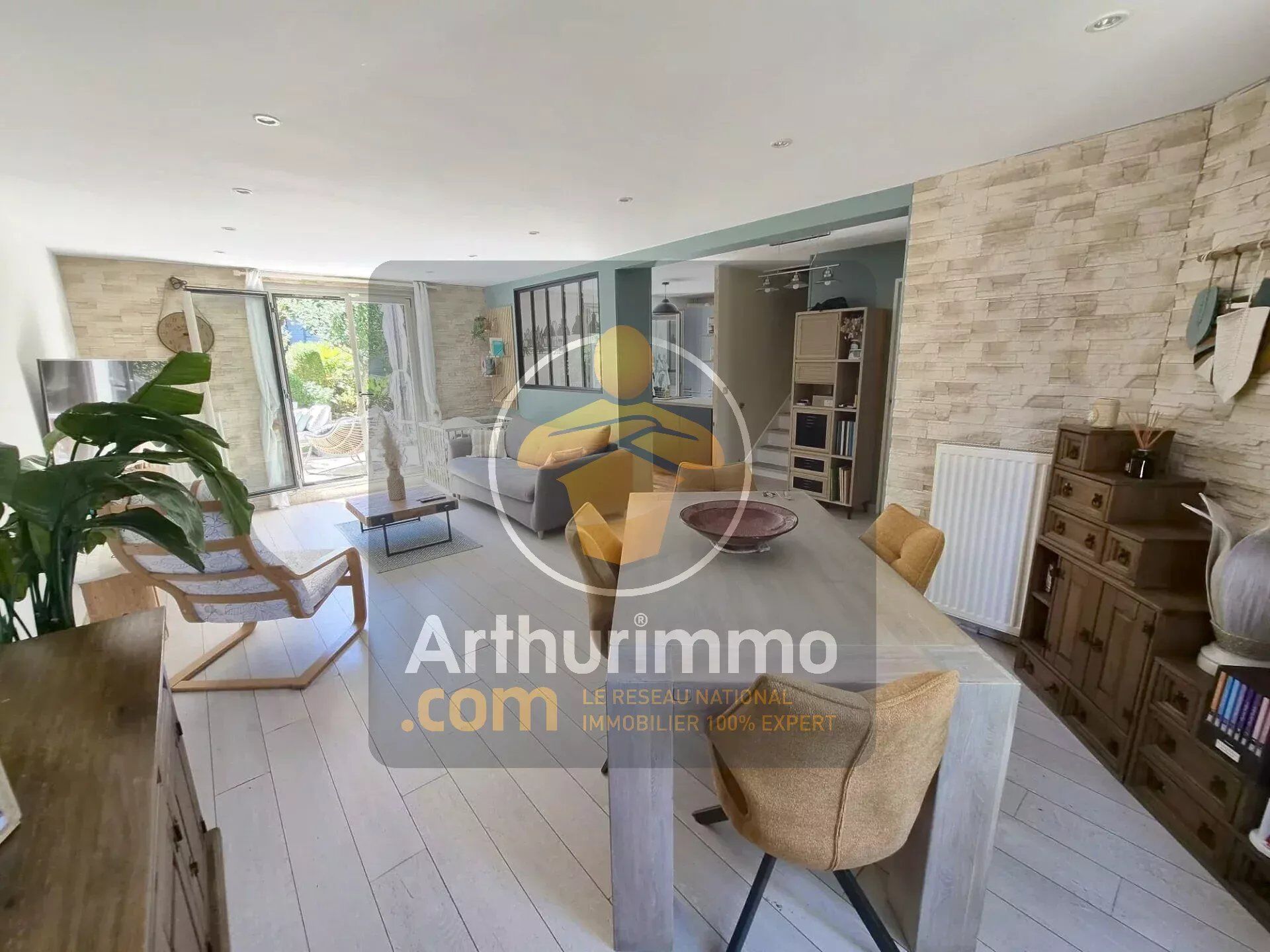 Maison 4 pièces 100 m² · à Pontault-Combault · 100 m² · 393 000 €