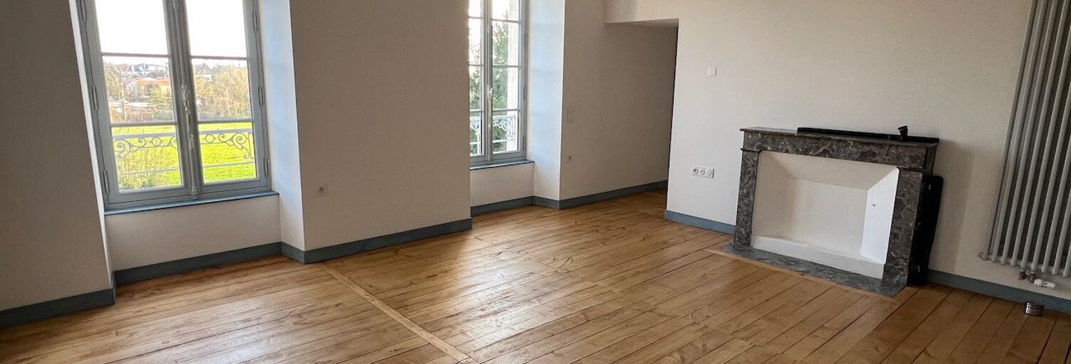Appartement 1 Pièce 45 m² à louer à Saint-Martin-Lars-en-Sainte-Hermine (85210)