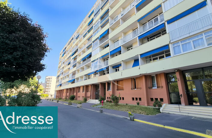 Appartement familial avec ravalement voté et entièrement financé par le vendeur à Savigny-sur-Orge. — photo 3