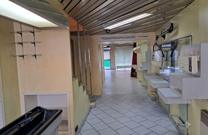 IMMEUBLE  - Secteur Ouest — photo 4