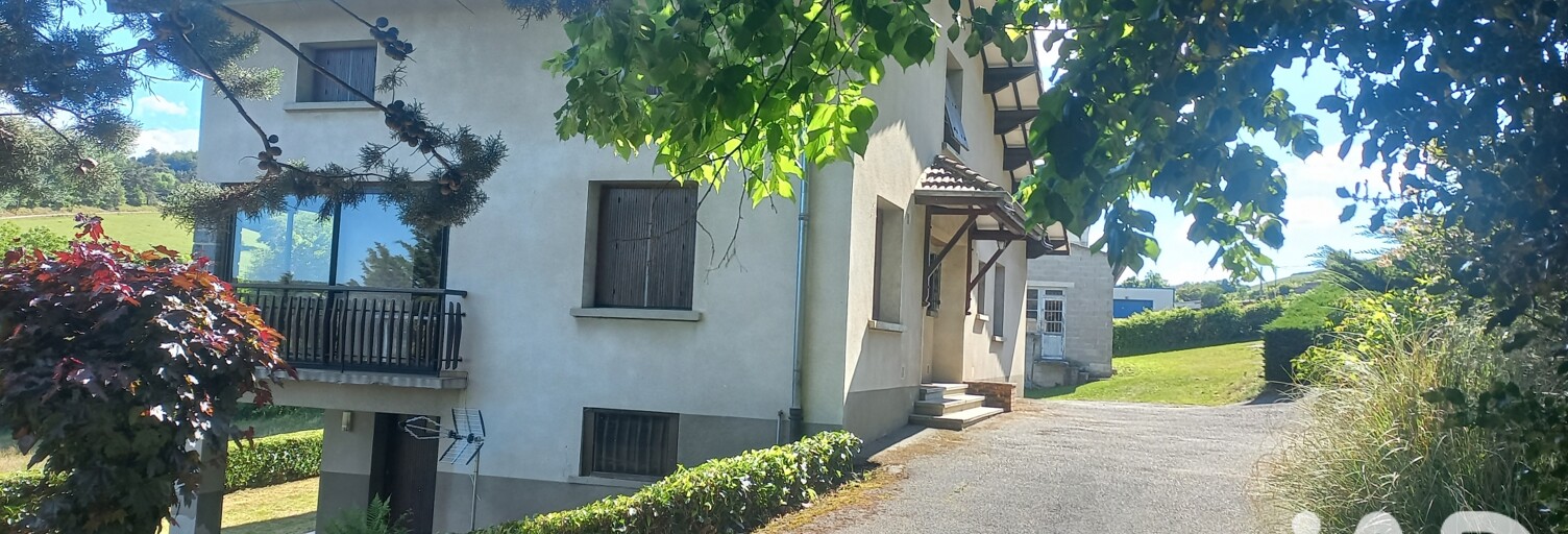 Maison 5 Pièces 104 m² à vendre à Saint-Julien-Molin-Molette (42220)