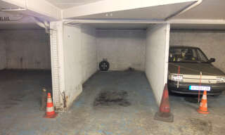 Garage   m² à louer à Nice (06000)