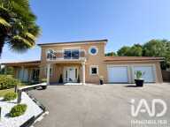 Vente Maison/villa 7 pièces — photo 2
