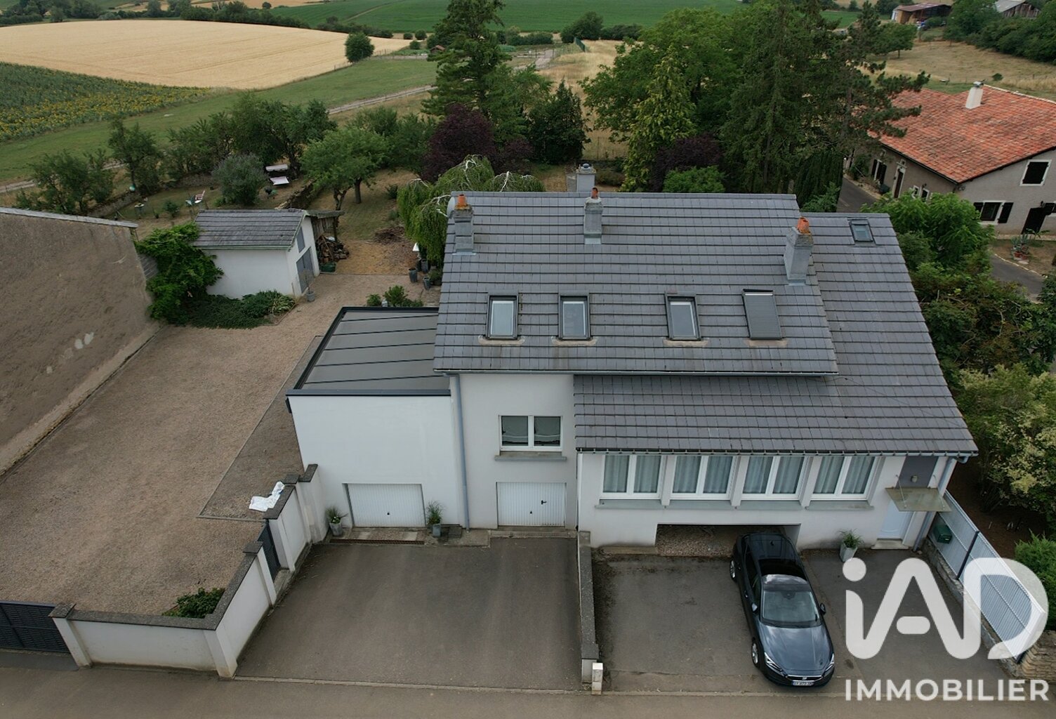 Vente Maison/villa 9 pièces — photo 1