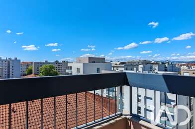 Appartement 3 pièces 255000 €