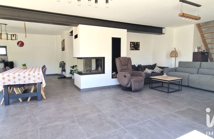 Vente Maison/villa 5 pièces — photo 3
