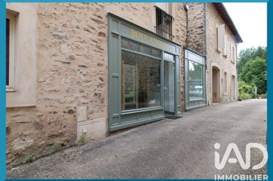 Commerce  254400 €
