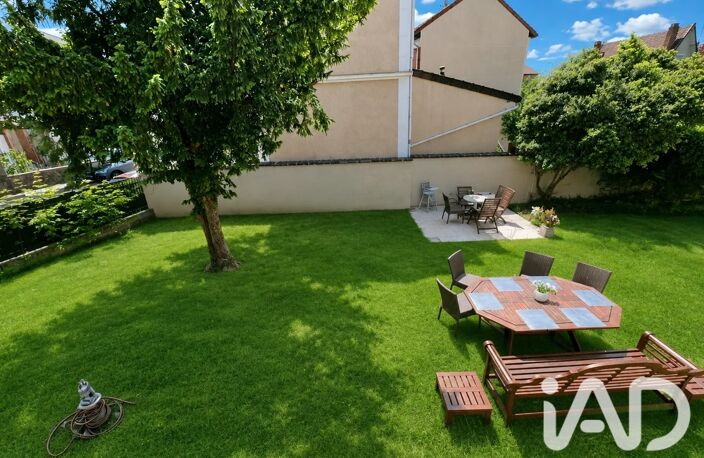 Vente Maison traditionnelle 7 pièces — photo 2