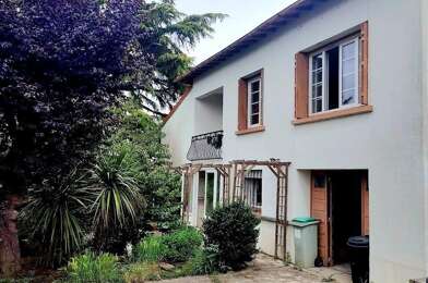 Maison 5 pièces 900 €