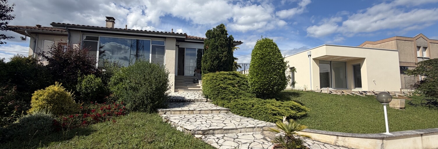Maison 10 Pièces 240 m² à vendre à Champniers (16430)