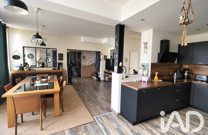 Vente Maison/villa 9 pièces — photo 4