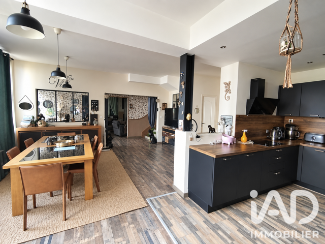 Vente Maison/villa 9 pièces — photo du bien
