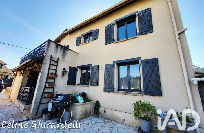 Vente Maison/villa 5 pièces — photo 2