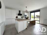 Vente Maison/villa 9 pièces — photo 2