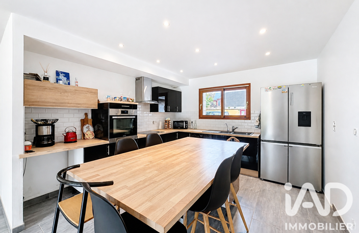 Vente Maison/villa 7 pièces — photo 2