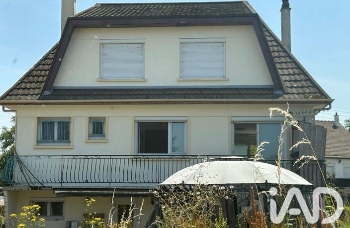 Vente Maison/villa 7 pièces — photo 2