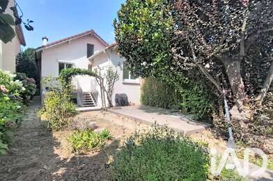 Maison 5 pièces 1800 €