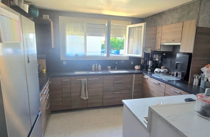 Vente Maison traditionnelle 7 pièces — photo 4