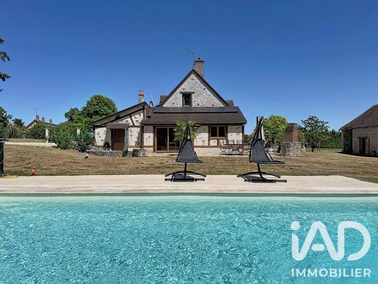 Vente Maison/villa 8 pièces — photo 1