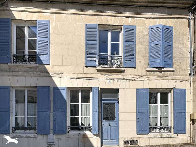 Maison en pierre de 6 pièces principales — photo 1