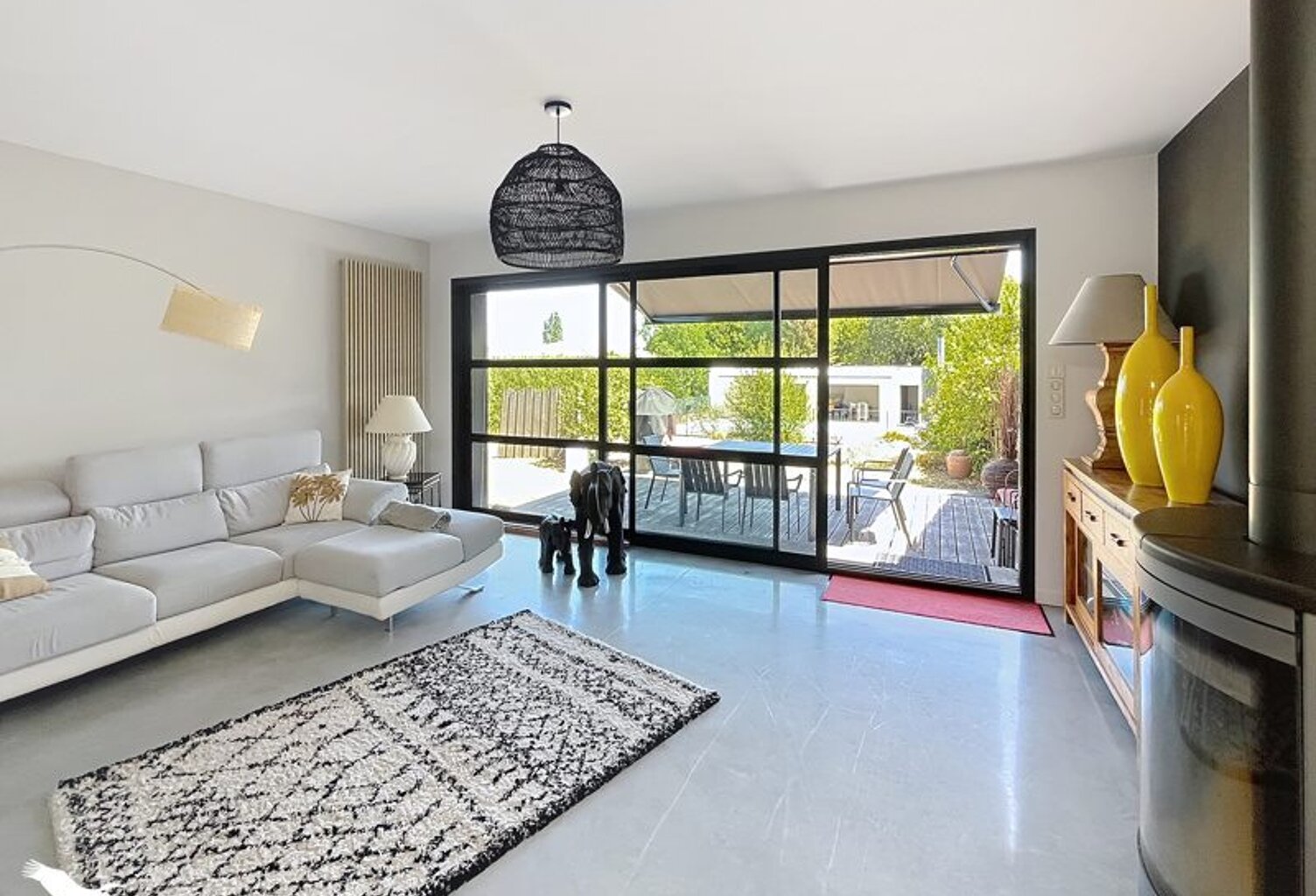 Vente maison 6 pièces 217 m² Ludon-Médoc (33290) — photo 1
