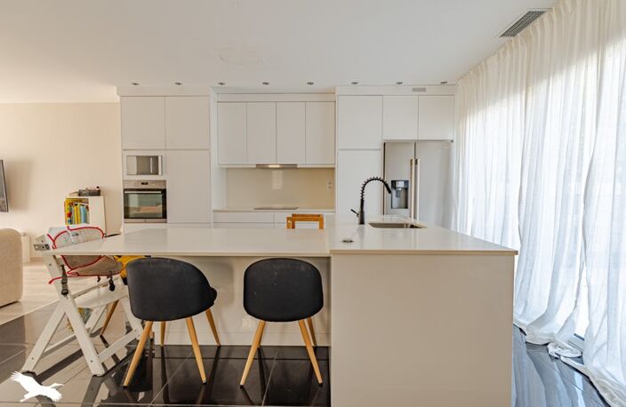Contemporaine de 5 pièces principales — photo 3