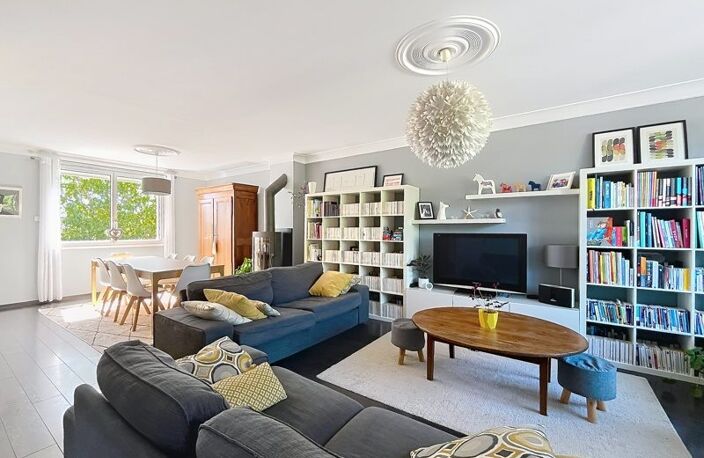 Vente maison 6 pièces 160 m² Thairé (17290) — photo 2